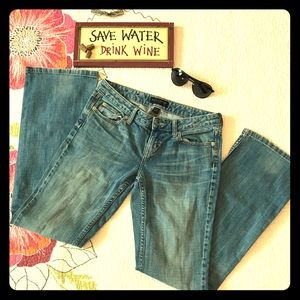 Banana Republic Bootcut Jeans 💐